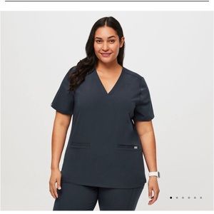 FIGS Casma scrubs top size XL color Dark Harbor